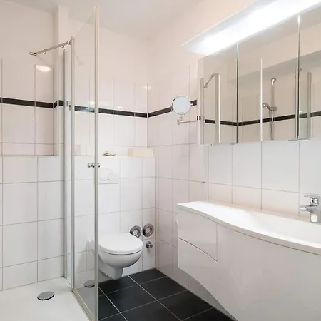 Rei-2 Apartman *